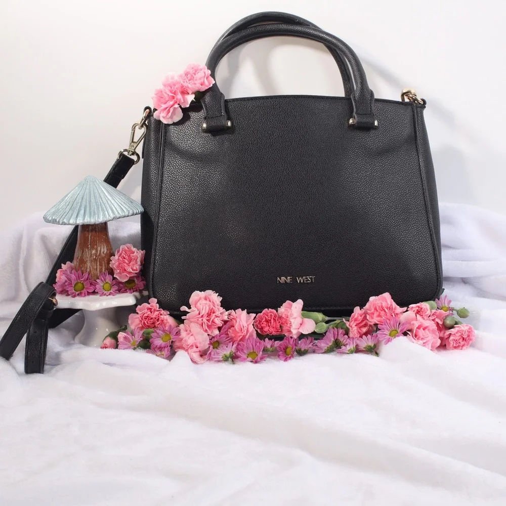 Nine West Black Pebbled Satchel Crossbody Bag Gold Hardware - Picture 1 of 7